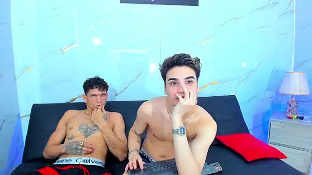 Alex_jeins_at live sex cam