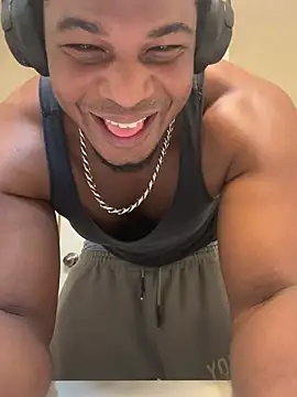 KeYBuMp323 live sex cam