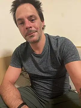 _madbull_ live sex cam