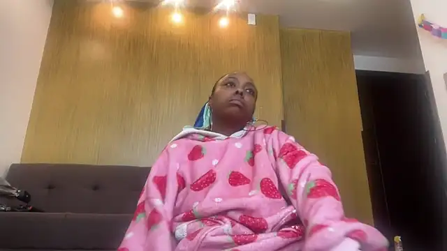 ChocolateCakeQueen live sex cam