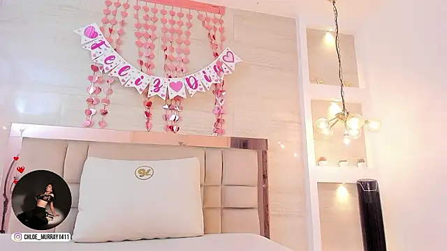 chloe_murray live sex cam