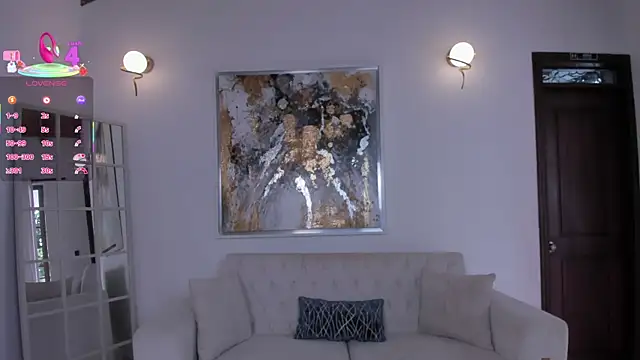 MaddyOwens live sex cam