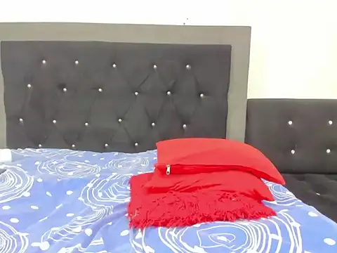 vfridaper's cam snapshot