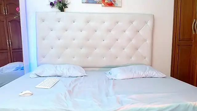 sultryebony_6's cam snapshot