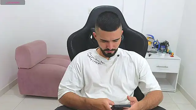 Massimoo_07 live sex cam