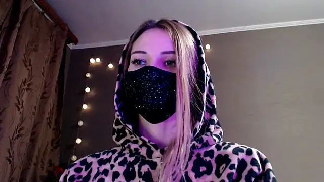 Iris_lave's cam snapshot