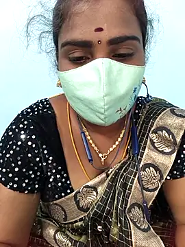 Tamil_riyalini12's cam snapshot