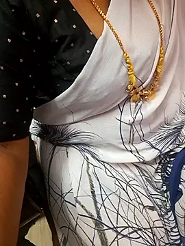 Tamil_Ammani's cam snapshot