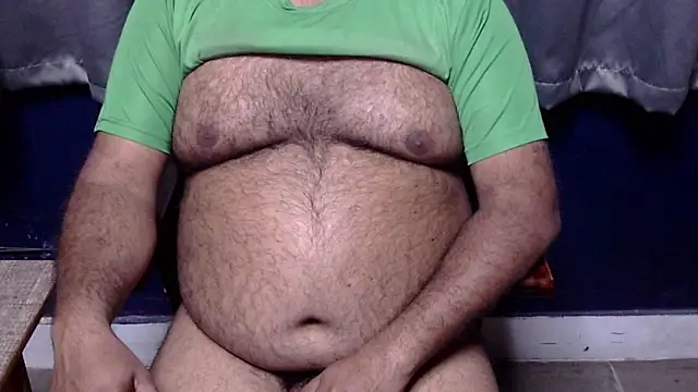 hairysubcub_70 live sex cam