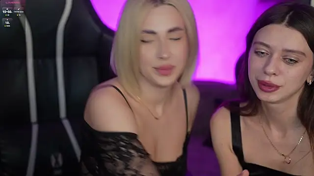 Kara_cat live sex cam