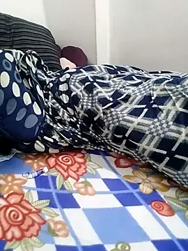 hotpooja1's cam snapshot