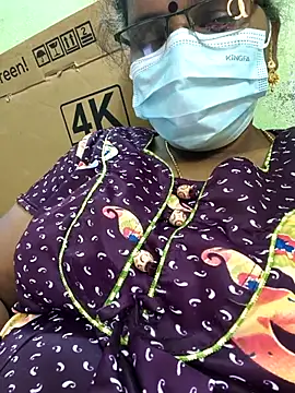 Tamilselviroja- live sex cam