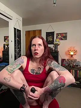 ScarletPanes's cam snapshot