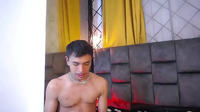 Maik_Russo live sex cam