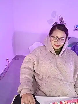 Vesper_Vixen's cam snapshot