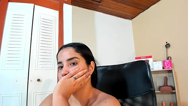 Violetta_0 live sex cam