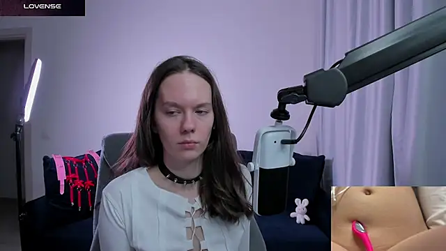 SharkyBaby live sex cam