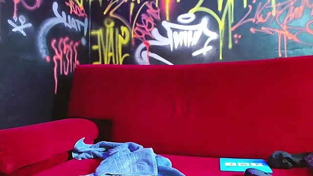 AnyeloBlack69's cam snapshot