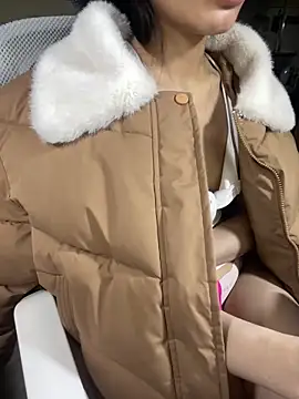 Mina048's cam snapshot