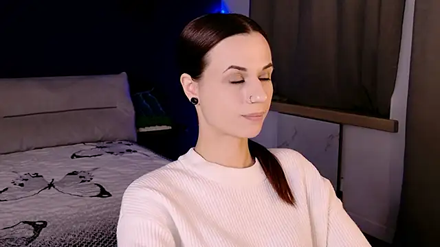 ItsAlisia's cam snapshot