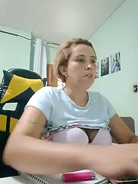 BIADELICIA1's cam snapshot