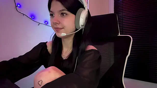 HanaMantanaDell's cam snapshot