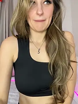 Alyxra's cam snapshot