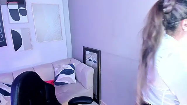 marie_bass's cam snapshot