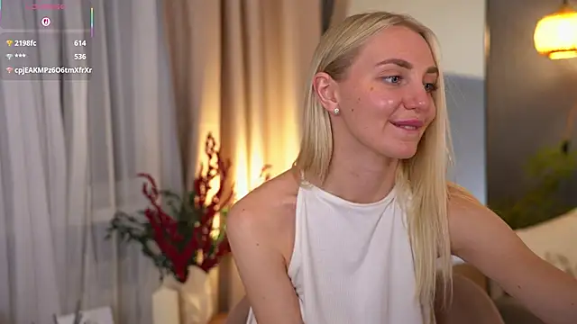 Carolllina_'s cam snapshot