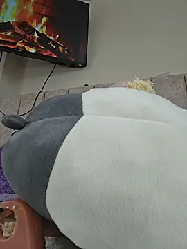 valery_mora's cam snapshot