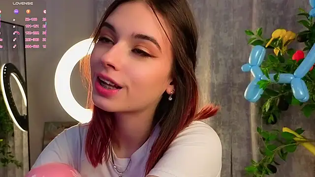 LunaraRada's cam snapshot