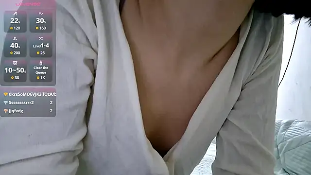 Lyndasilk's cam snapshot