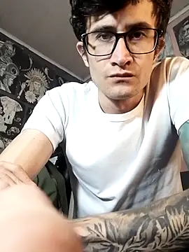 Loggan_donnelly live sex cam