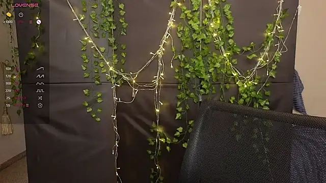 christy_memeow's cam snapshot