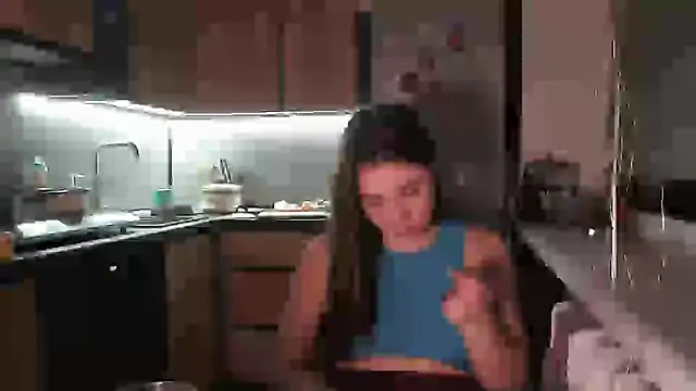 delightful_sofi's cam snapshot