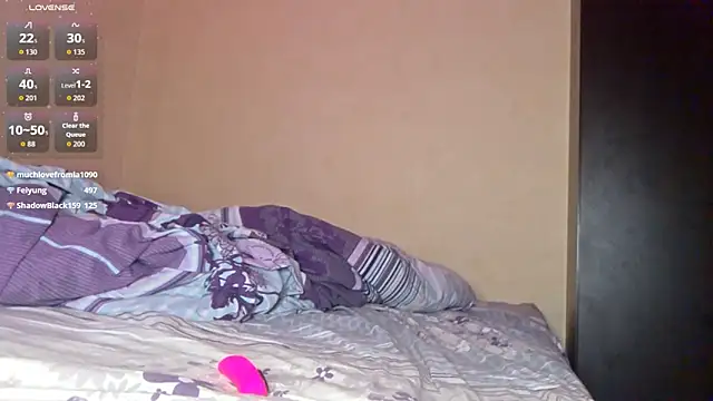 KarinRobertson's cam snapshot