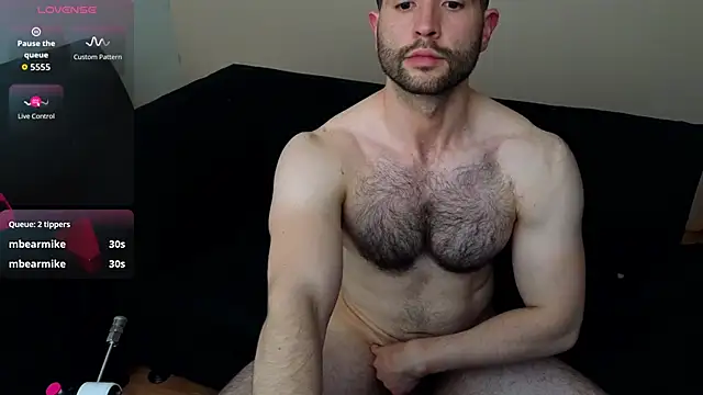 hairyncuteass live sex cam