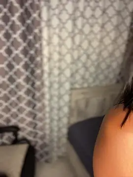 Emii_Love's cam snapshot