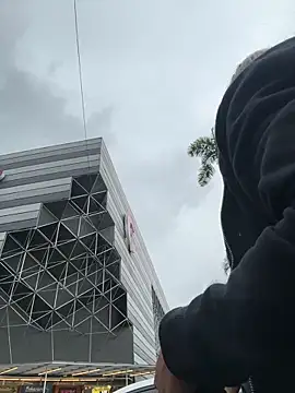 TaylorrHill's cam snapshot