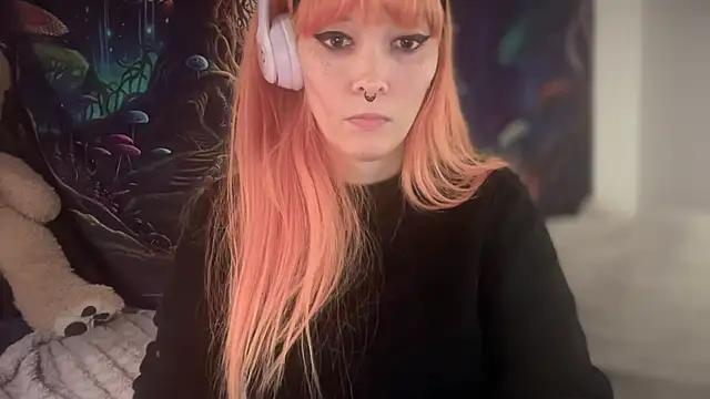 FRRANNKIE live sex cam