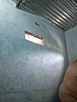 chubby_sexy_big_tits's cam snapshot