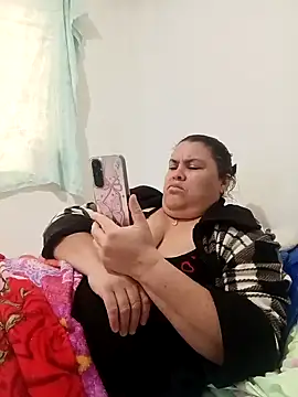 yaneth_'s cam snapshot