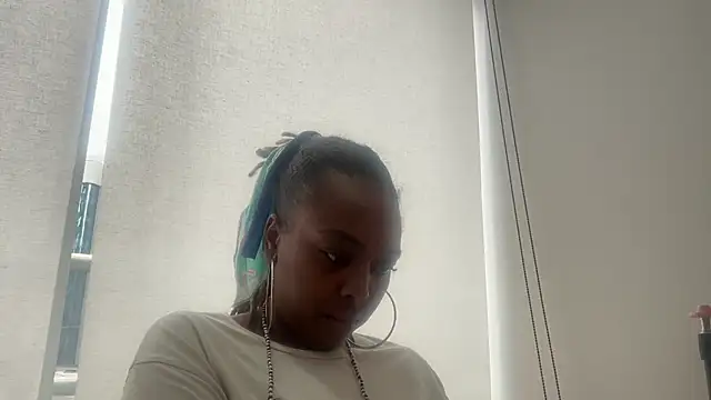 ChocolateCakeQueen's cam snapshot