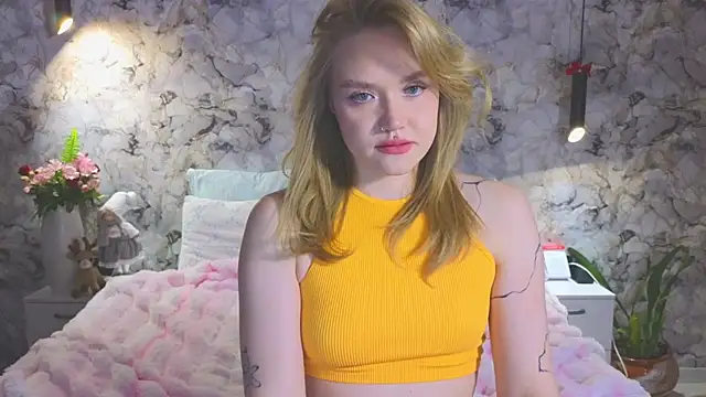 Aurora_Golden1's cam snapshot