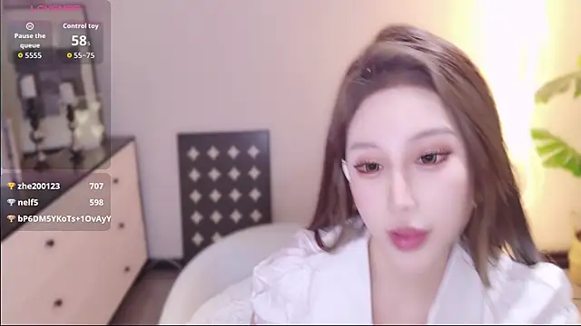 funnygirl0929's cam snapshot