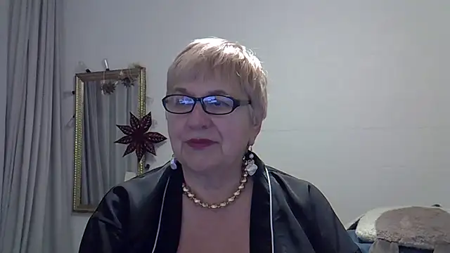 SweetCherry27's cam snapshot