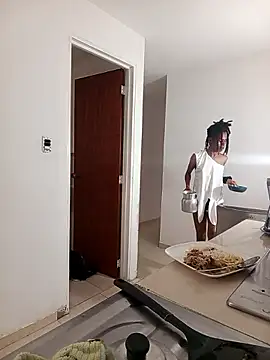 africa_deluxe's cam snapshot