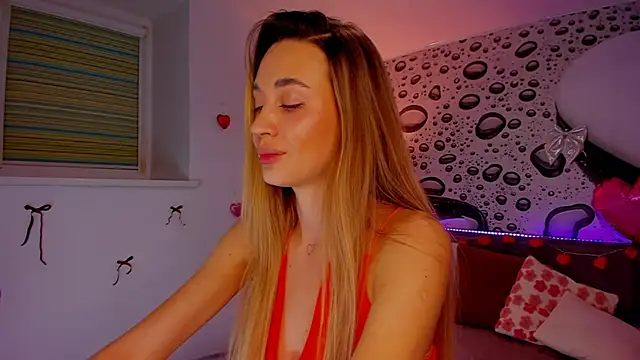 AlexaWilds's cam snapshot