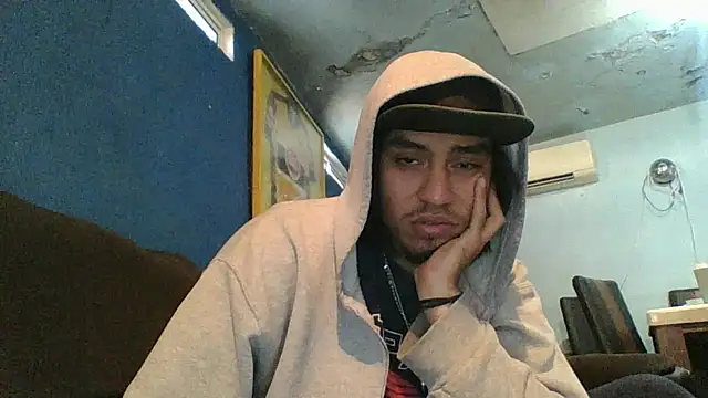 AlexAlejandro13's cam snapshot