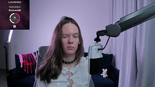 SharkyBaby's cam snapshot